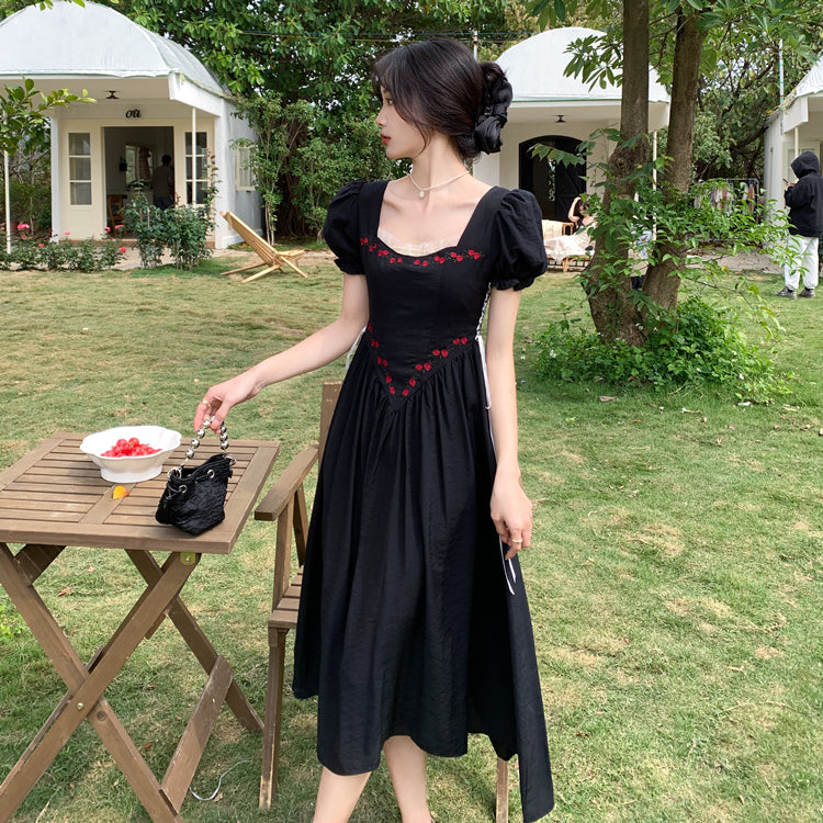 Onyx Rose Lace Up Dress (Black)