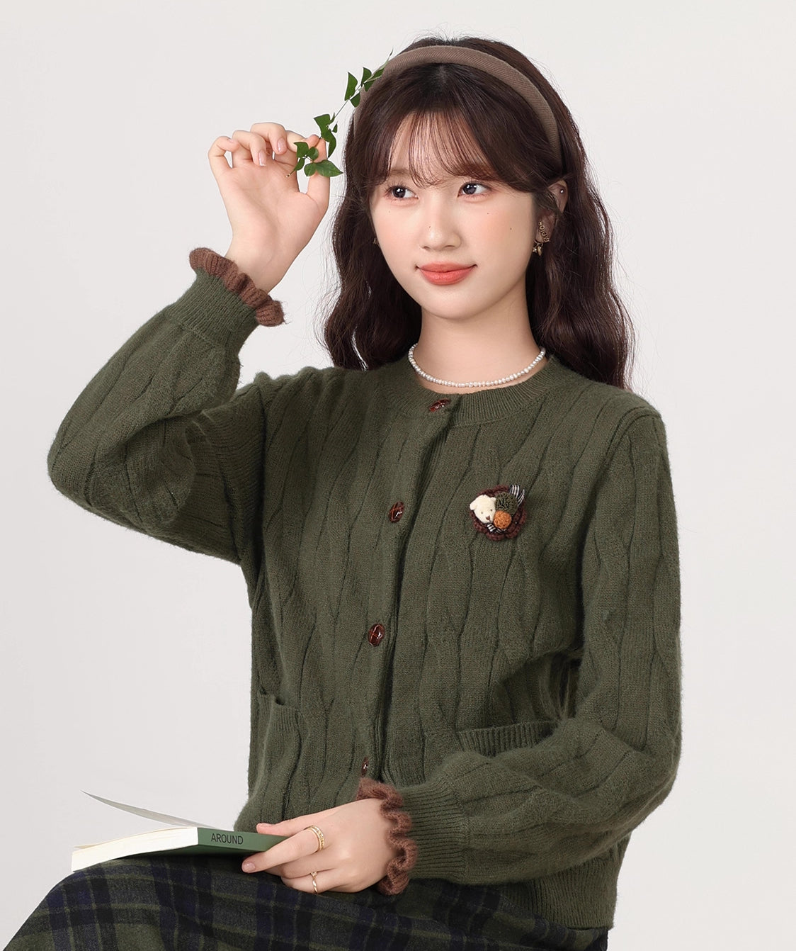 Braided Round Neck Cardigan (Olive)