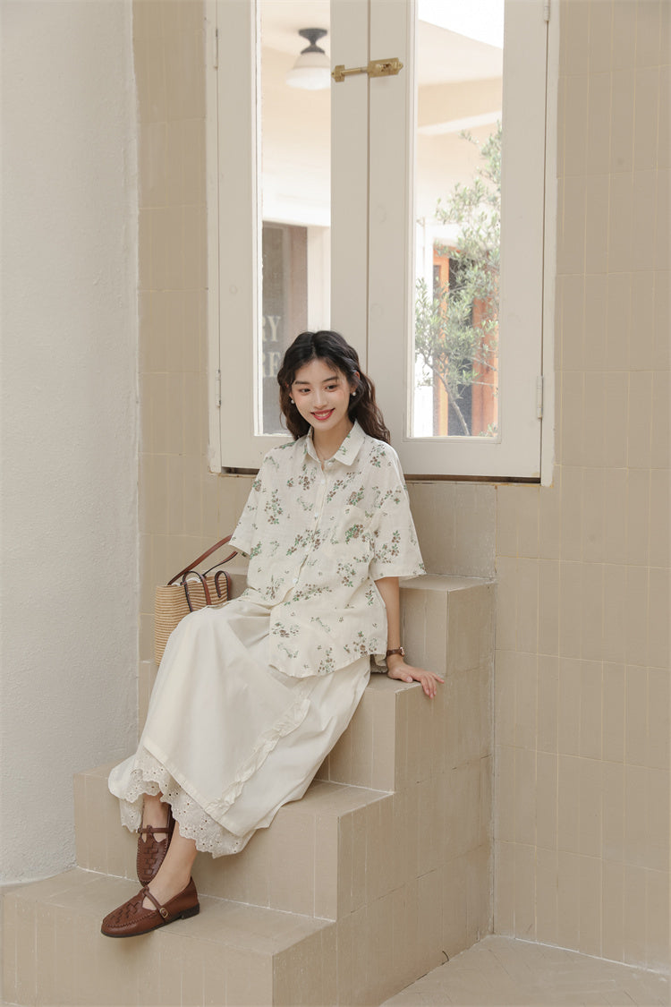 Girlfriend Floral Button Up Shirt (2 Colors)