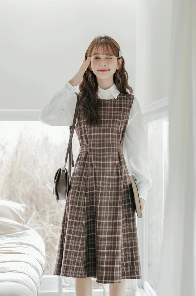 Cocoa Plaid Midi Dress (Dark Brown)