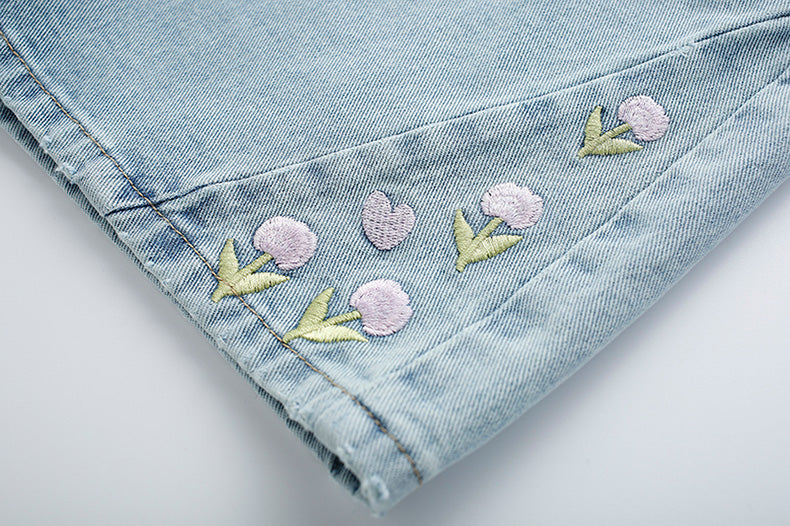 Tulip Tips Embroidered Shorts (Light Denim)