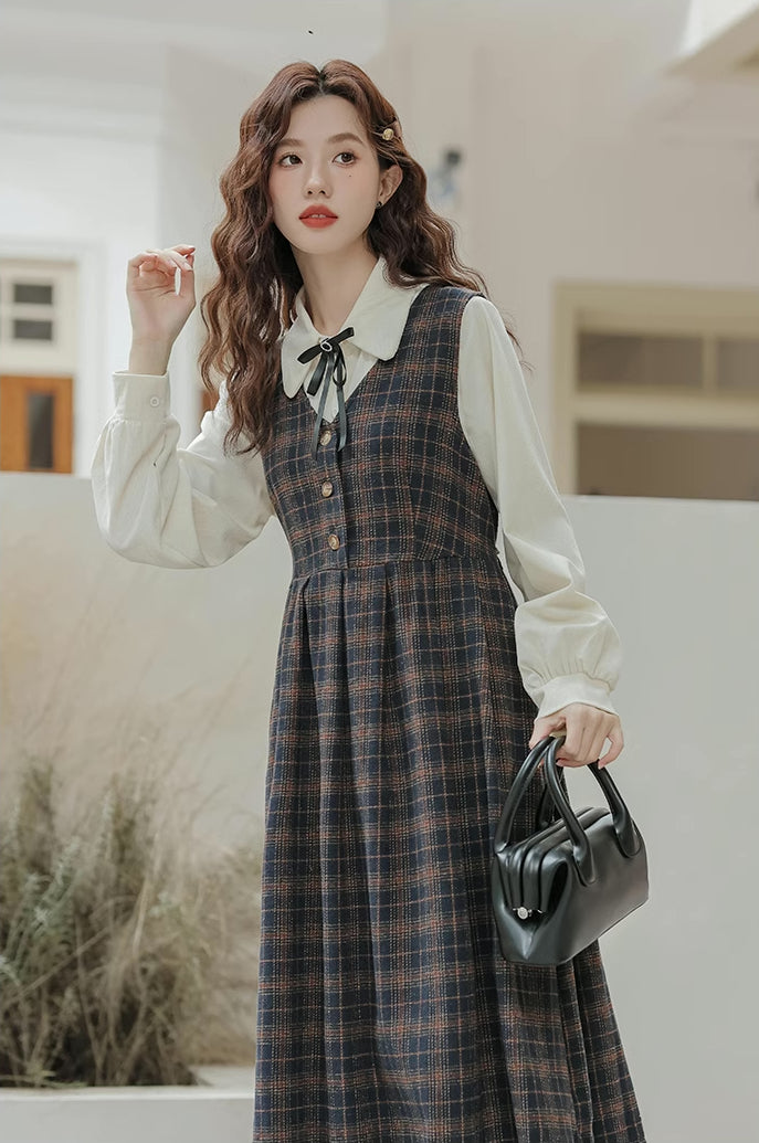 Edinburgh Plaid Pinafore Dress Set (Navy)