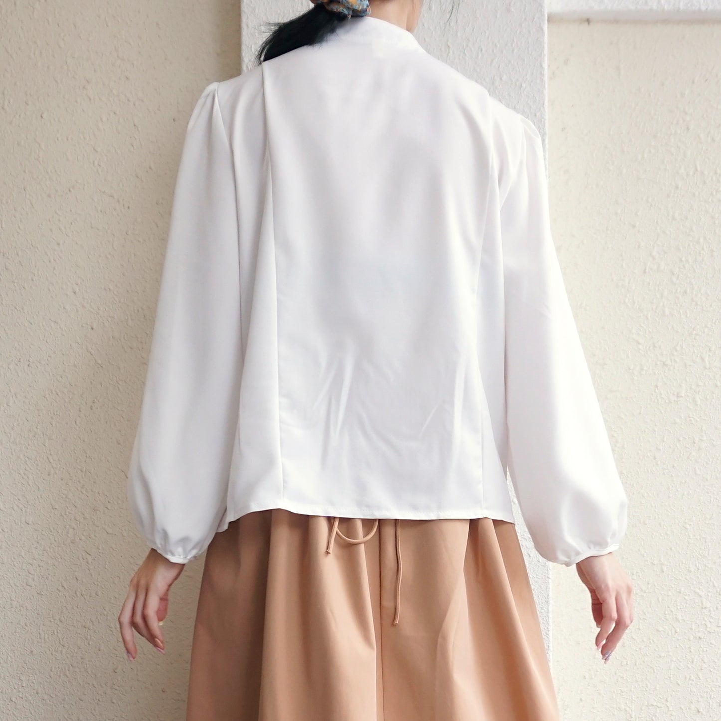 Pearl Collar Satin Blouse (White)