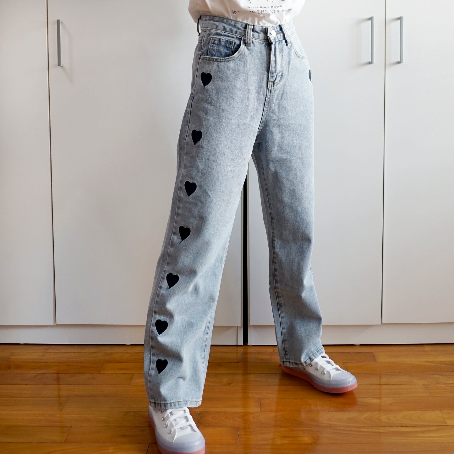 Embroidered Heart Jeans (2 Colors)