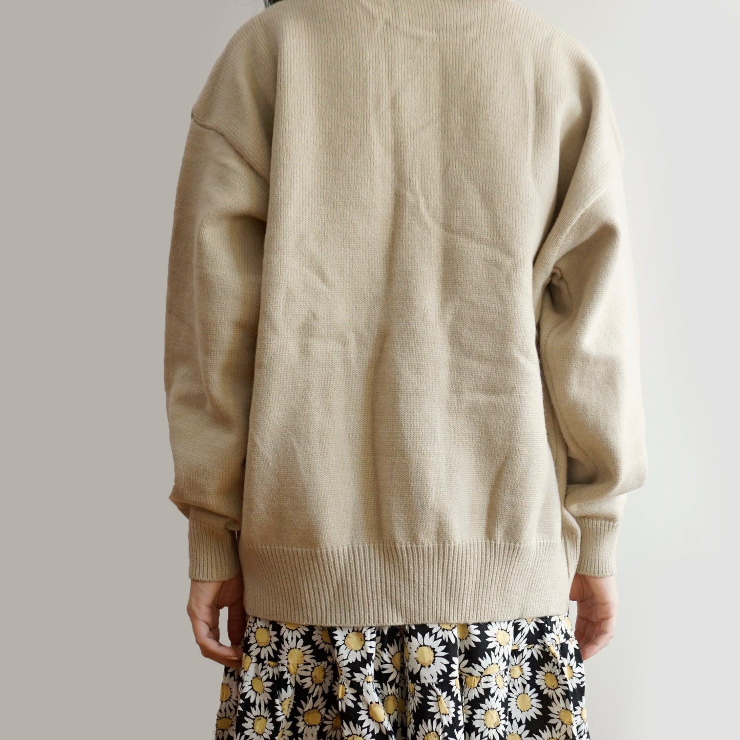 Embroidered Daisy Cardigan (3 Colors)
