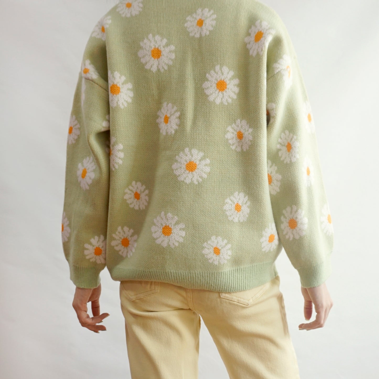 Daisy Cardigan (5 Colors)