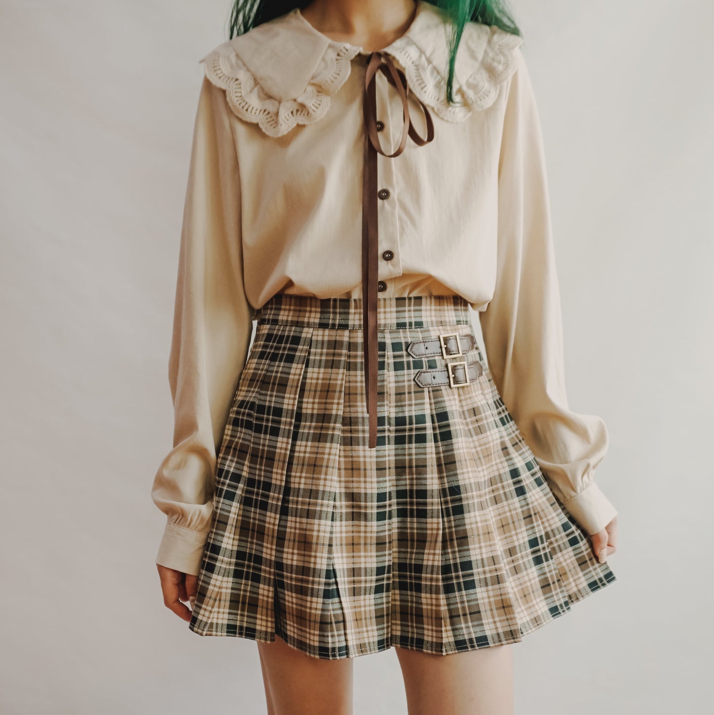 Buckle Plaid Tennis Skirt (Khaki)