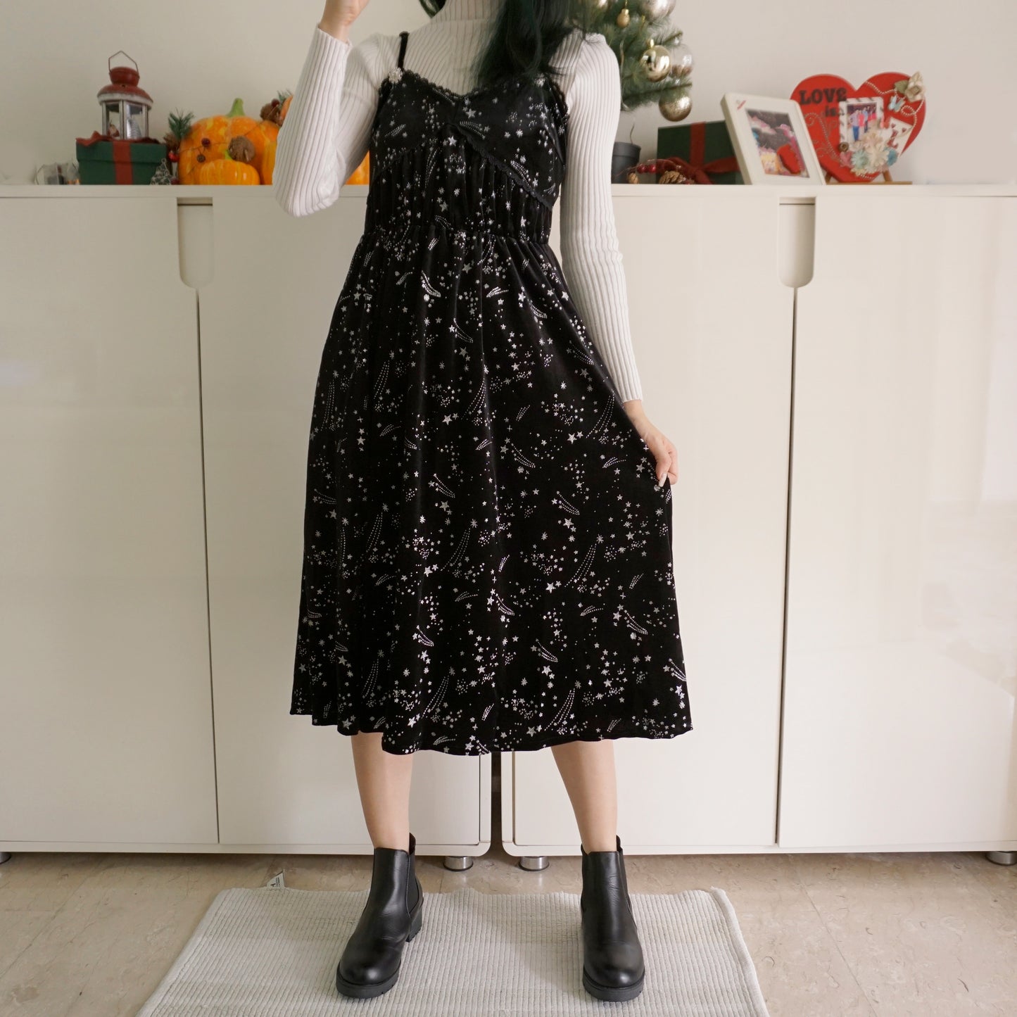 Starry Velvet Cami Midi Dress (Black)