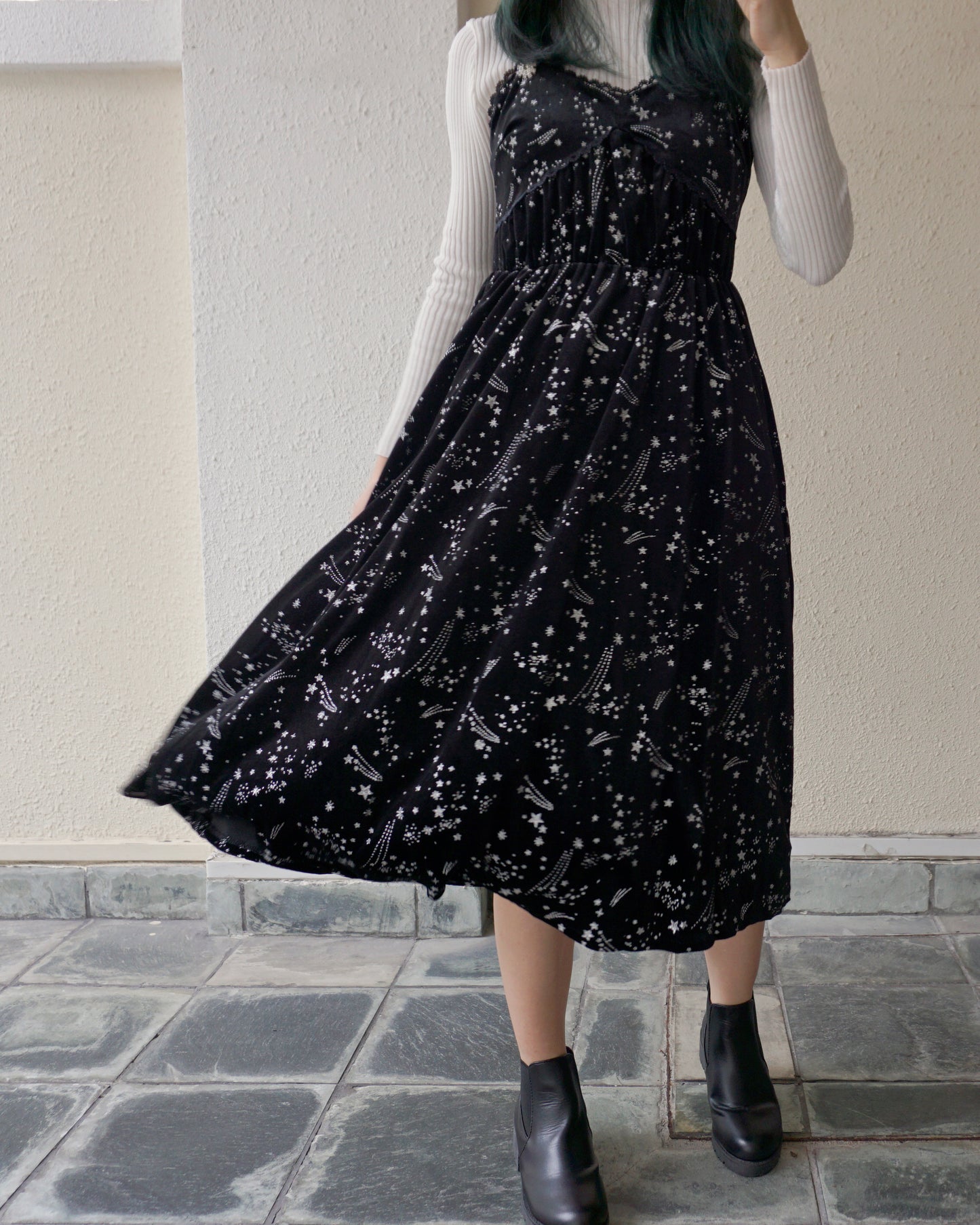 Starry Velvet Cami Midi Dress (Black)