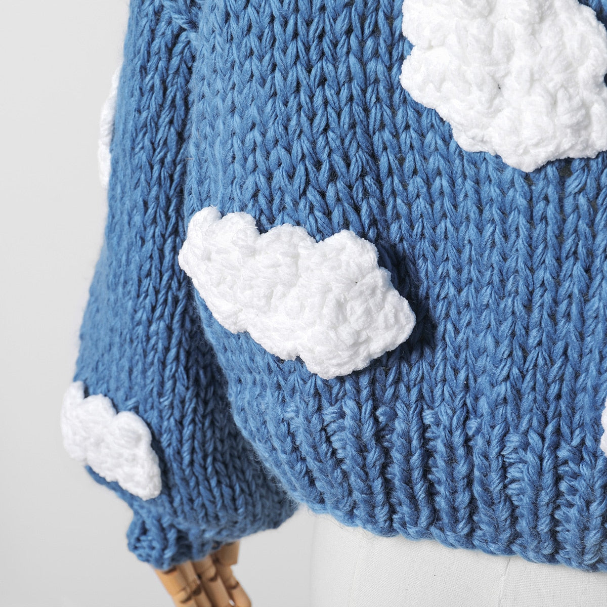 Chunky Cloudy Sky Cropped Cardigan (Blue)