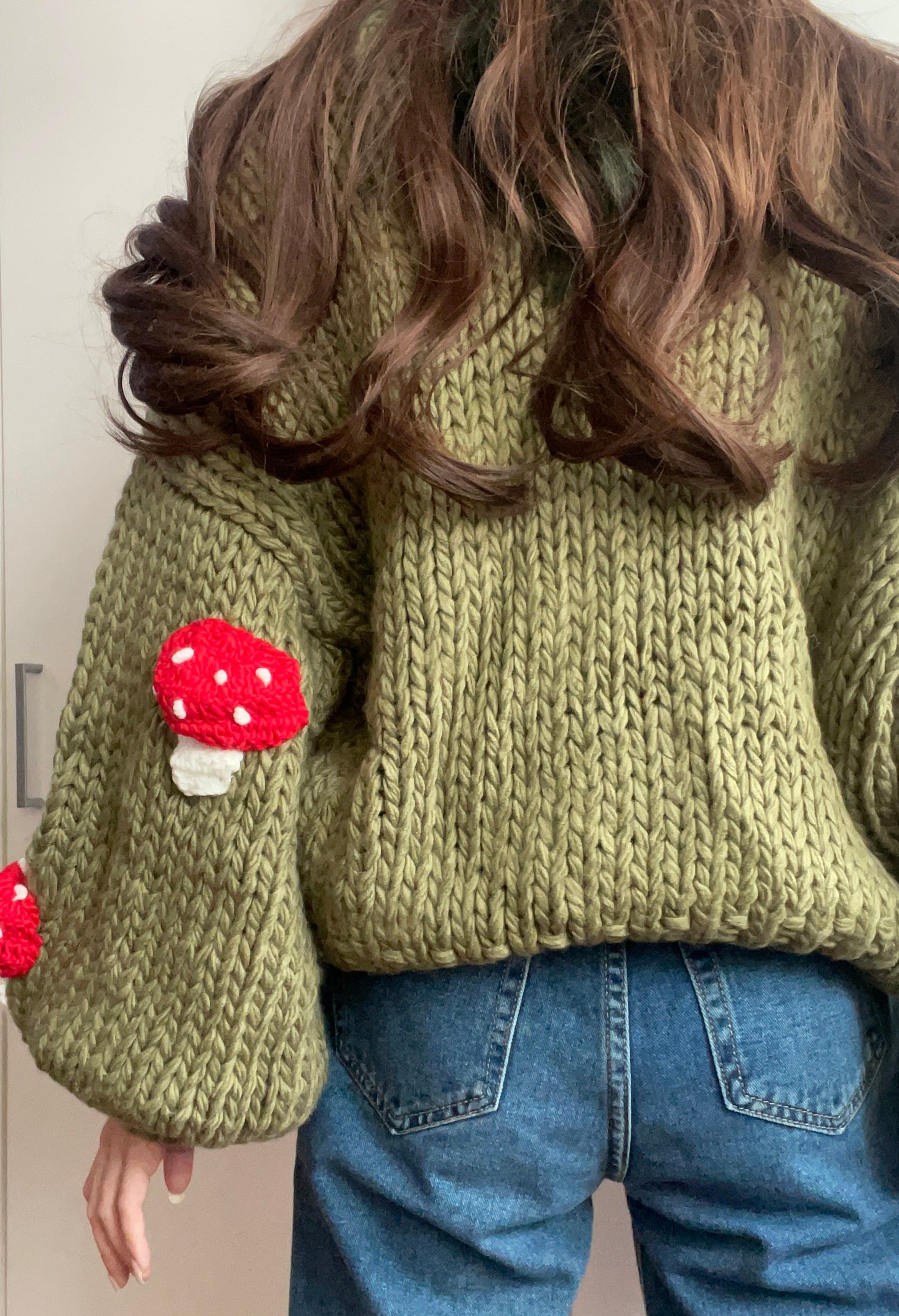 Chunky Mushroom Cropped Cardigan (2 Colors)