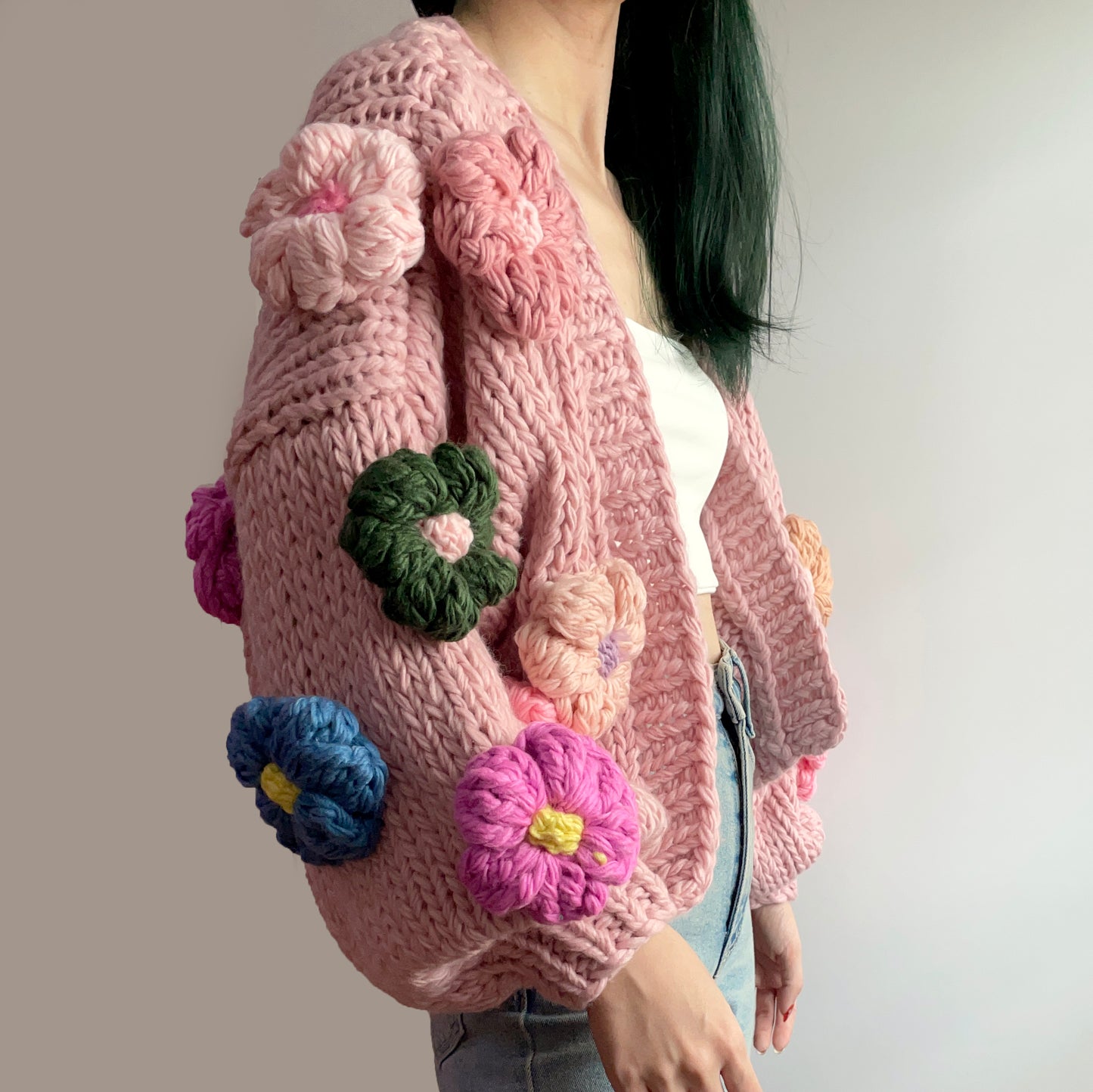Chunky Daisy Cropped Cardigan (Blush Pink)