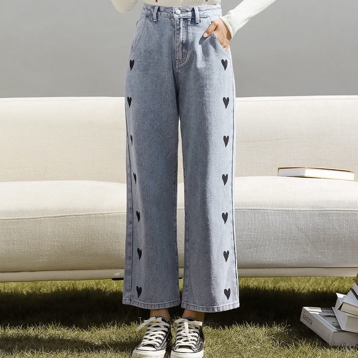 Embroidered Heart Jeans (2 Colors)