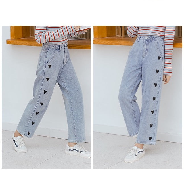 Embroidered Heart Jeans (2 Colors)