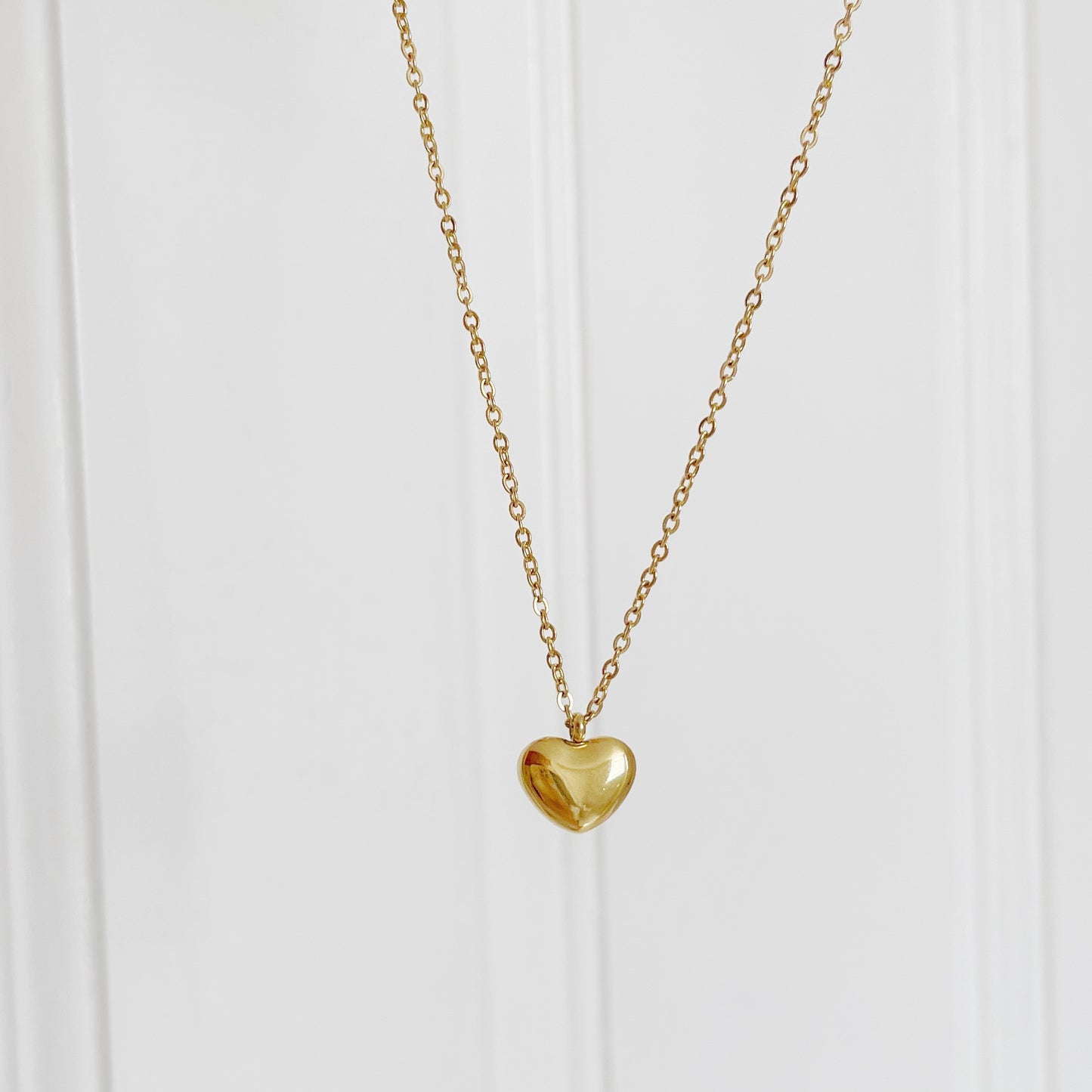 18K Gold Plated Heart Necklace (Gold)