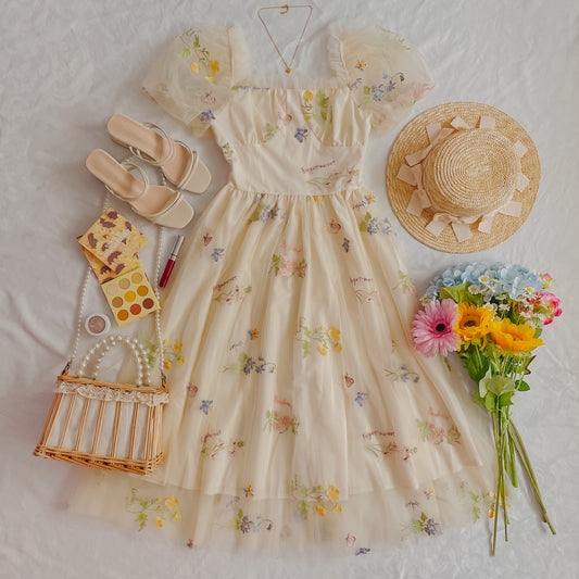 Fairytale Floral Midi Dress (Cream)