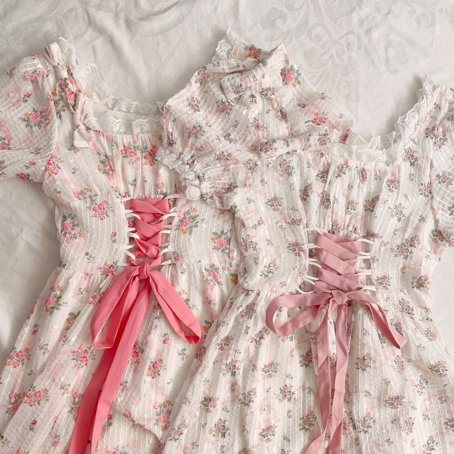 Spring Fling Lace Up Floral Dress (White/Pink)