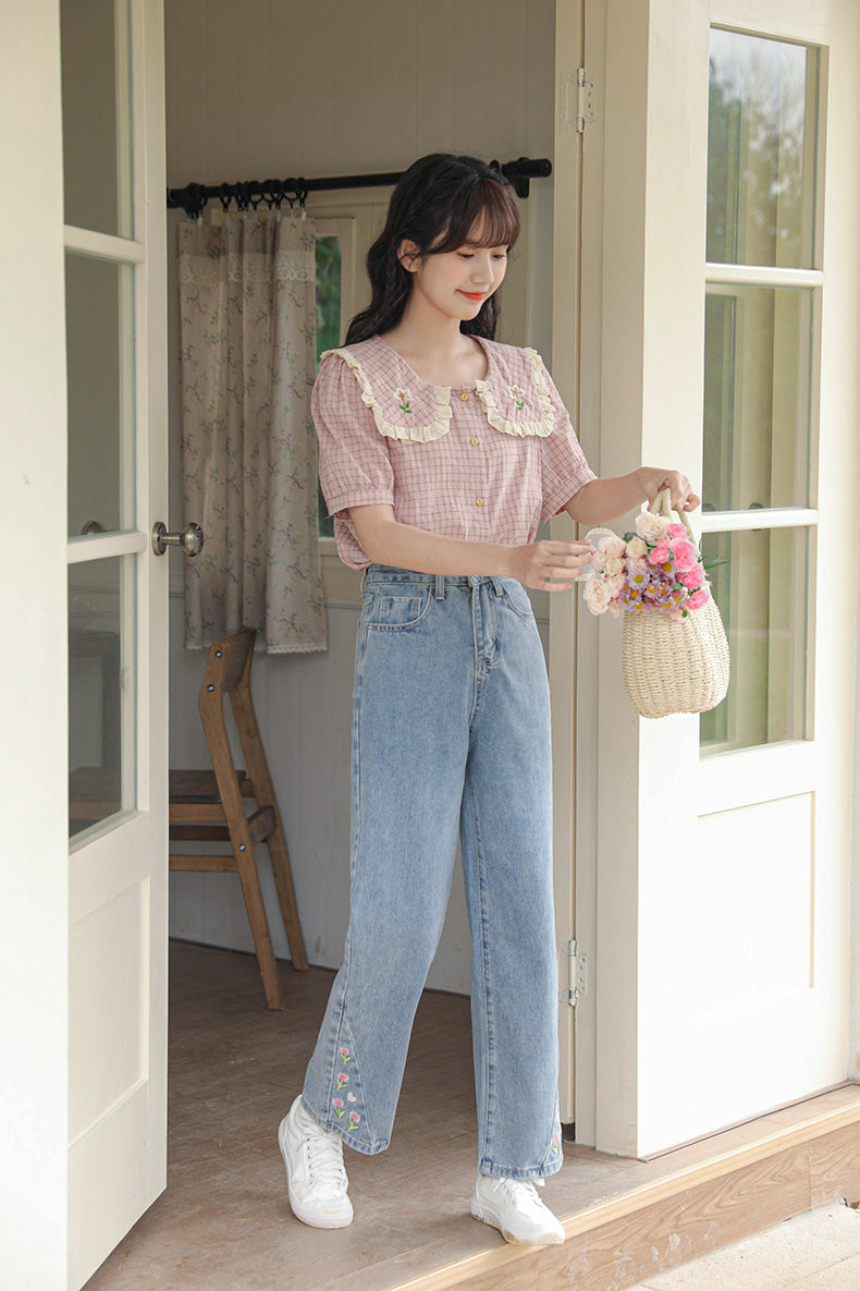 Tulip Tips Embroidered Jeans (2 Colors)