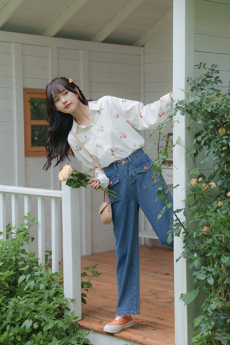 Embroidered Button Pocket Jeans (Medium Denim)