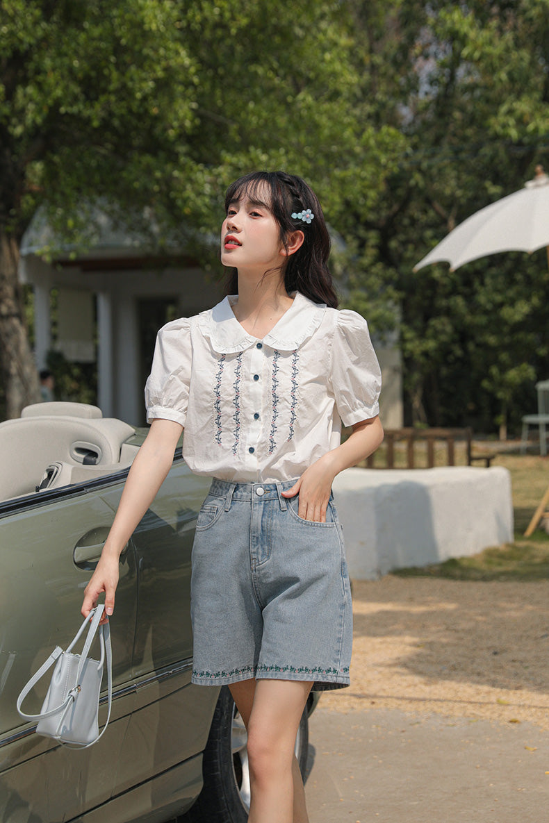 Flower Vines Embroidered Blouse (2 Colors)