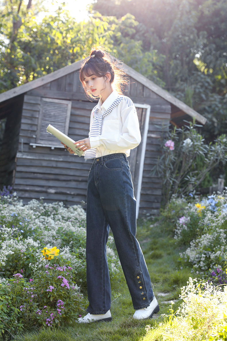 Rose Button Embroidered Jeans (Dark Denim)
