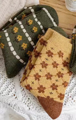 Rustic Daisy Wool Socks (5 Styles)
