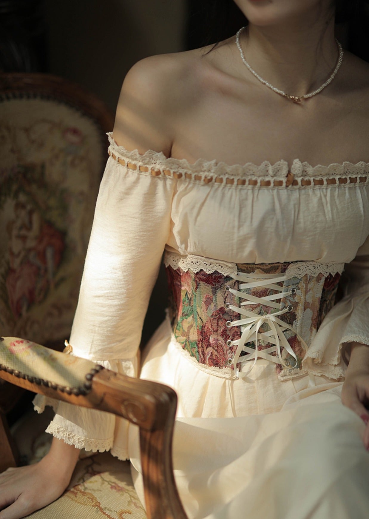 Rustic Rose Jacquard Underbust Corset (Khaki)