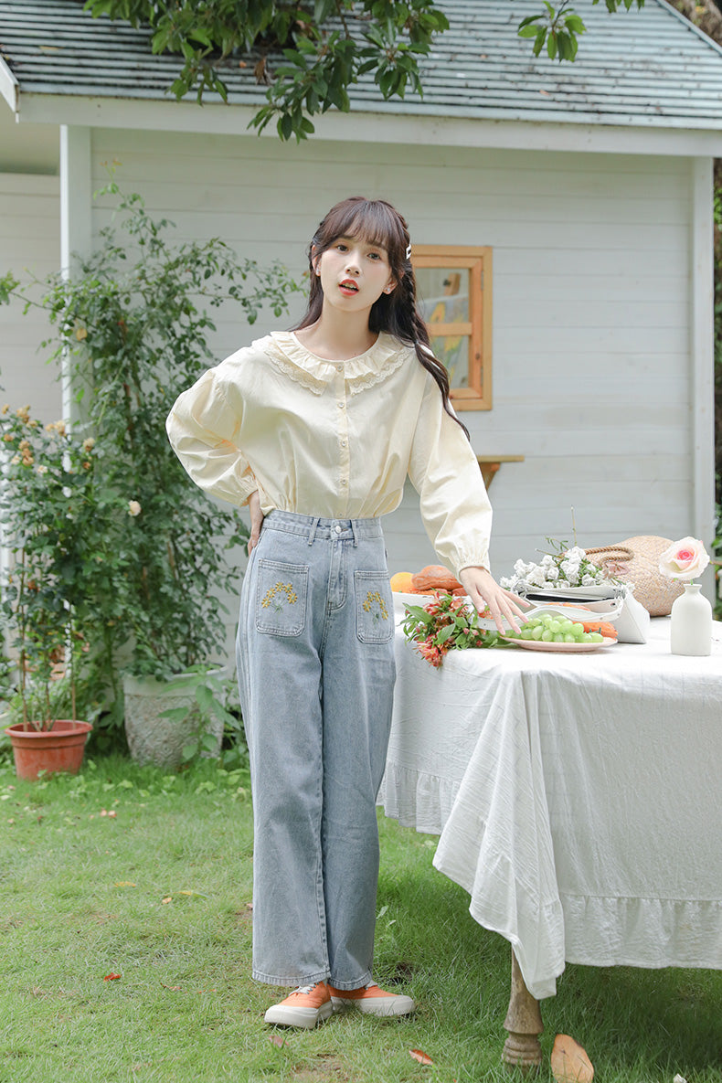 Embroidered Sunflower Pocket Jeans (2 Colors)