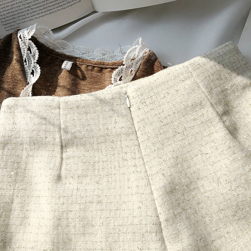 Pearl Trim Tweed Shorts (2 Colors)