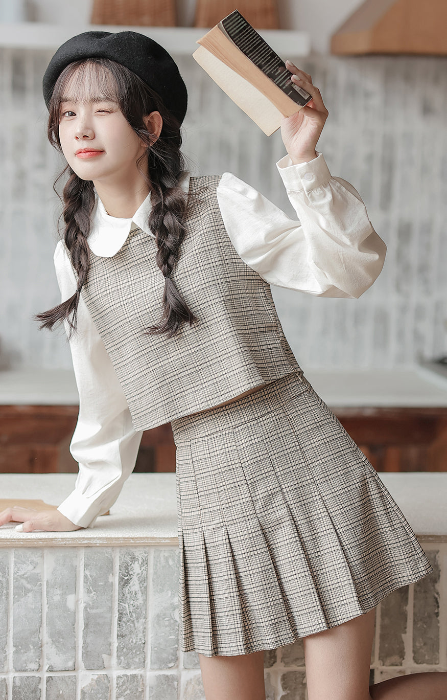 Preppy Plaid Two-Piece Set (Gray)