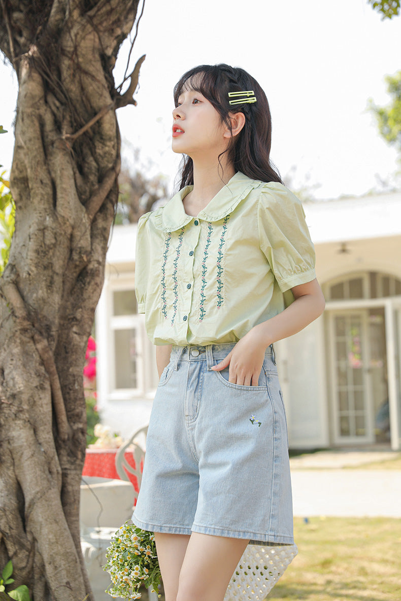 Flower Vines Embroidered Blouse (2 Colors)