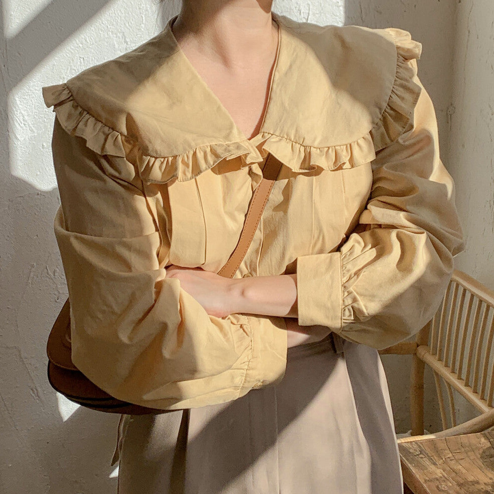 Oversized Peter Pan Collar Button Up Shirt (2 Colors)