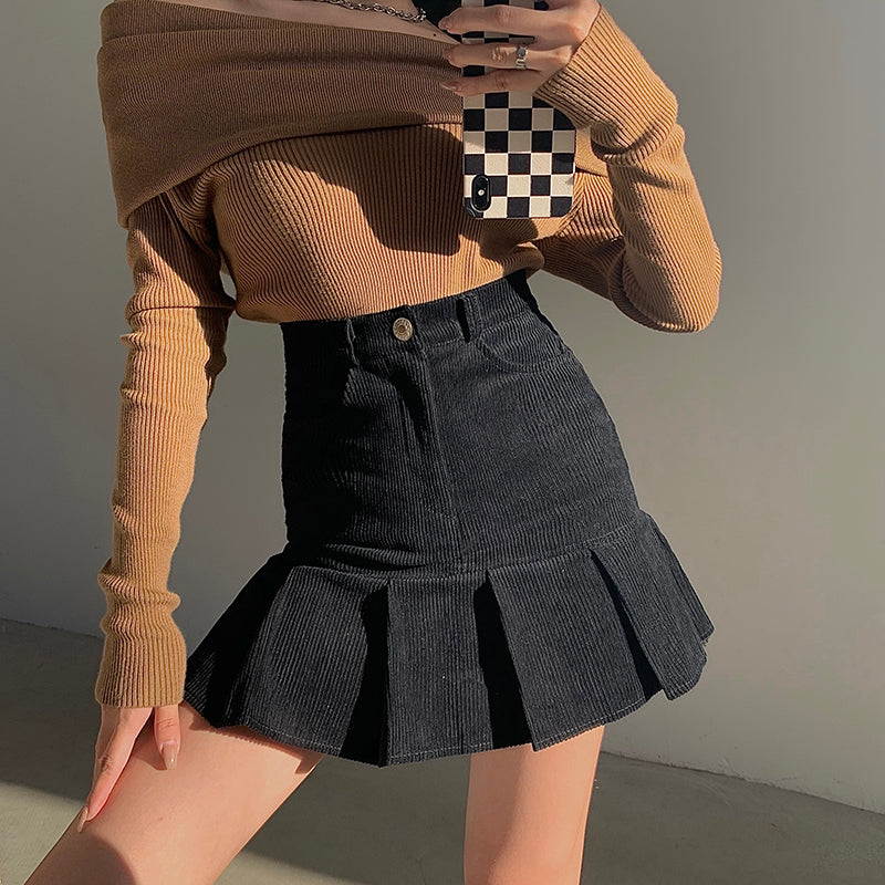 Corduroy Mermaid Pleated Skirt (2 Colors)