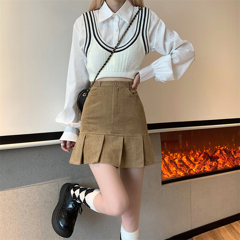 Corduroy Mermaid Pleated Skirt (2 Colors)