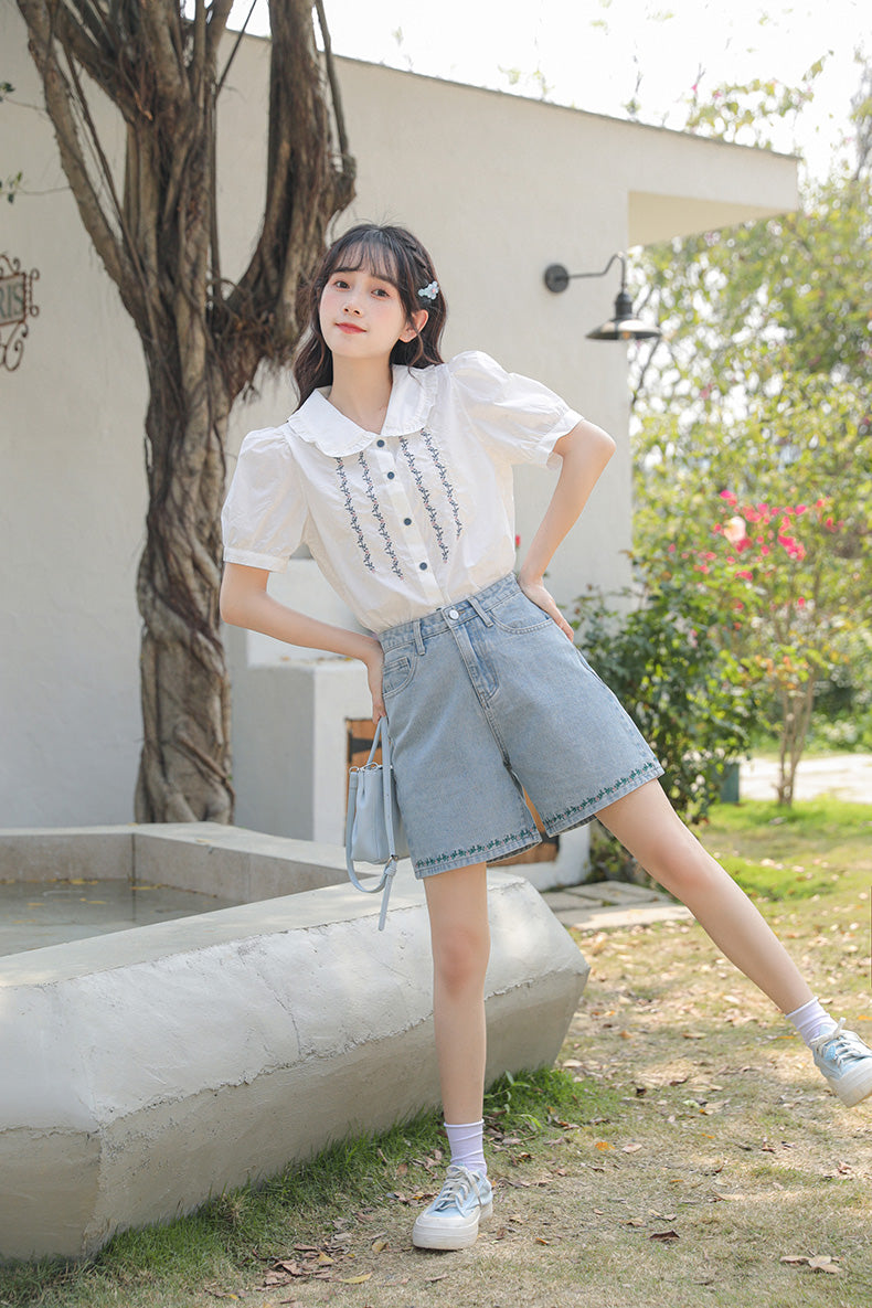 Flower Vines Embroidered Blouse (2 Colors)