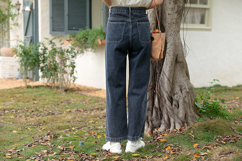 Country Daisy Embroidered Pocket Jeans (Dark Denim)