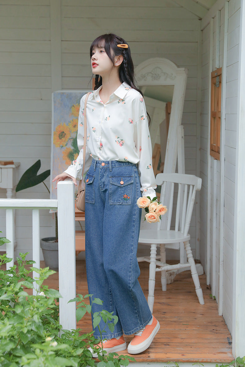 Embroidered Button Pocket Jeans (Medium Denim)
