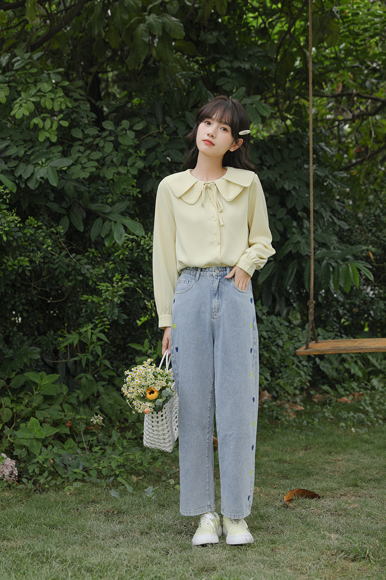 Retro Hearts Embroidered Jeans (Light Denim)