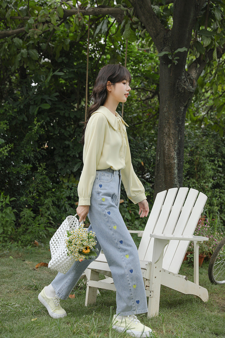 Retro Hearts Embroidered Jeans (Light Denim)