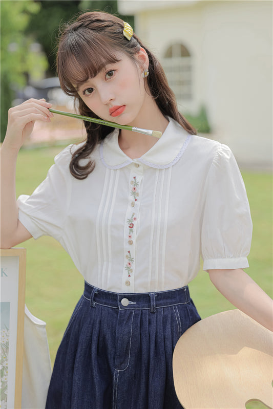 Little Floral Embroidered Blouse (White)