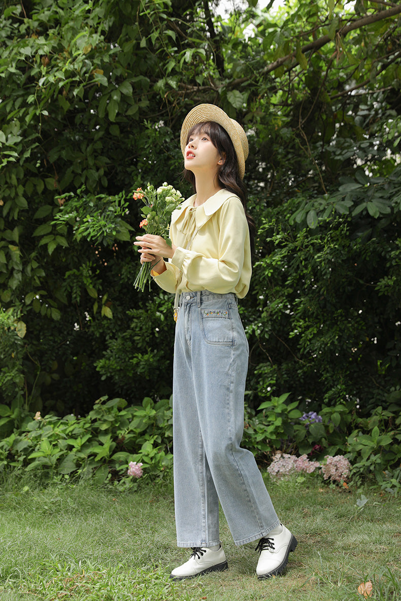 Embroidered Flower Vines Jeans (Light Denim)