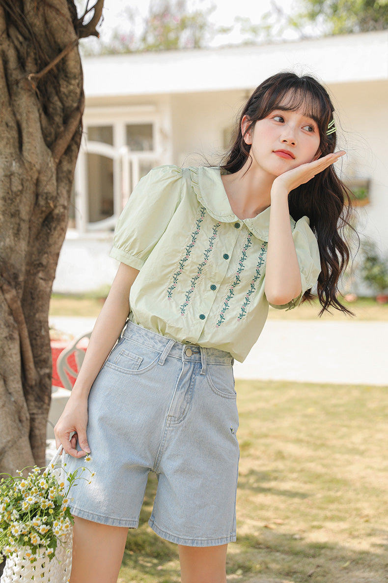 Flower Vines Embroidered Blouse (2 Colors)