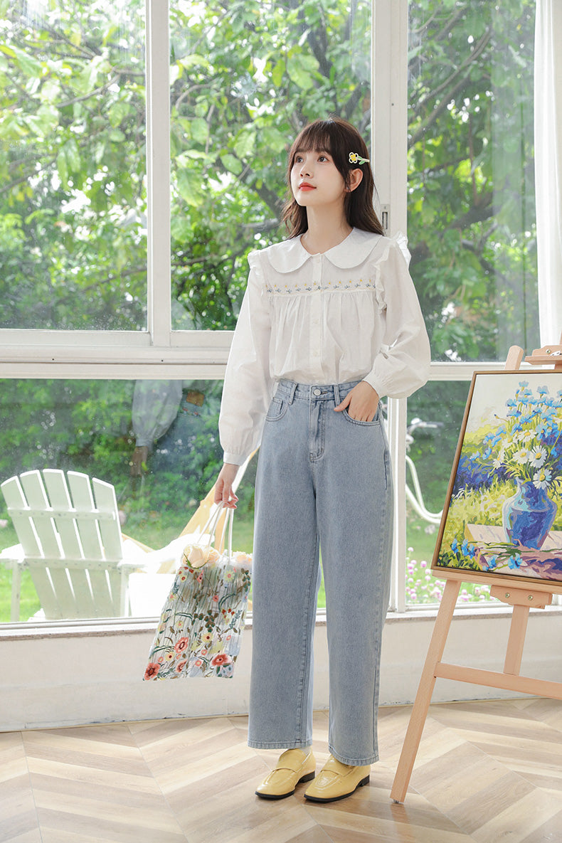 Mushroom Embroidered Mom Jeans (2 Colors)