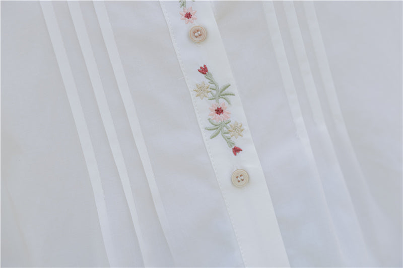Little Floral Embroidered Blouse (White)