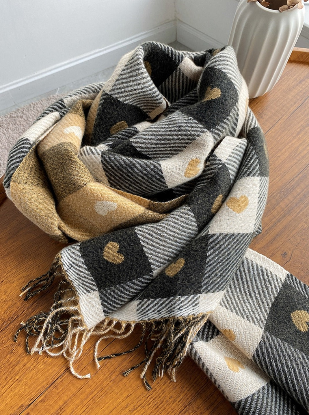 Heart Checkerboard Scarf (2 Colors)