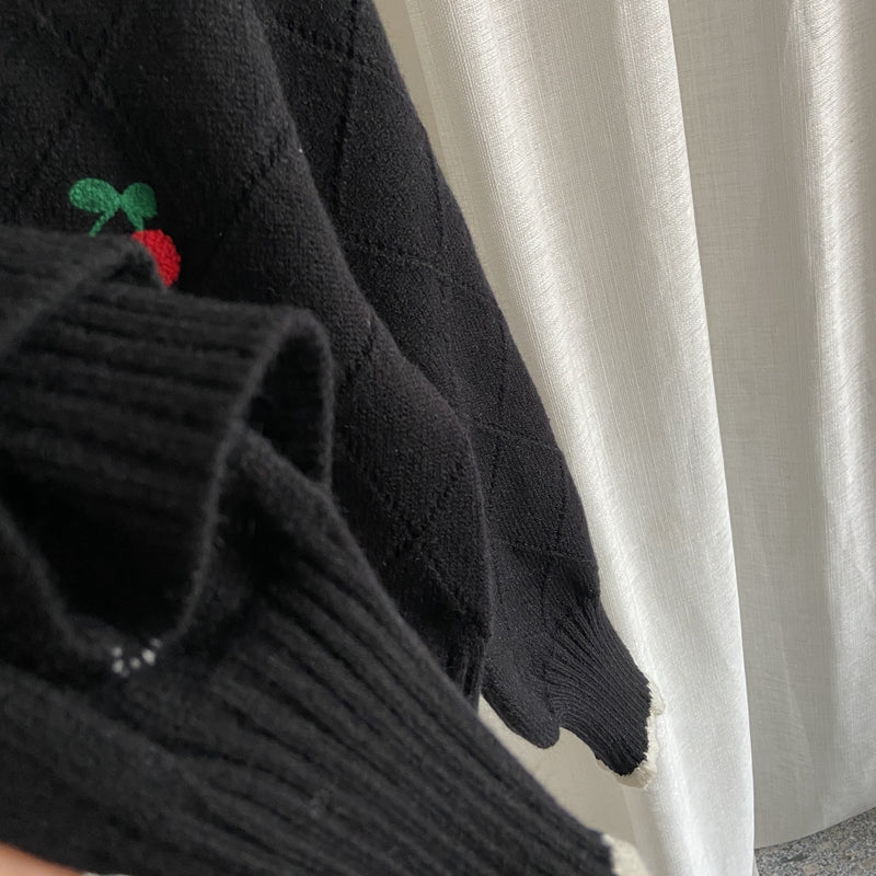 Cherry Diamond Knit Cardigan (3 Colors)