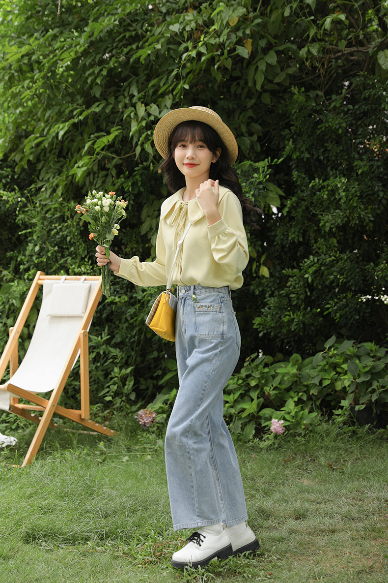 Embroidered Flower Vines Jeans (Light Denim)