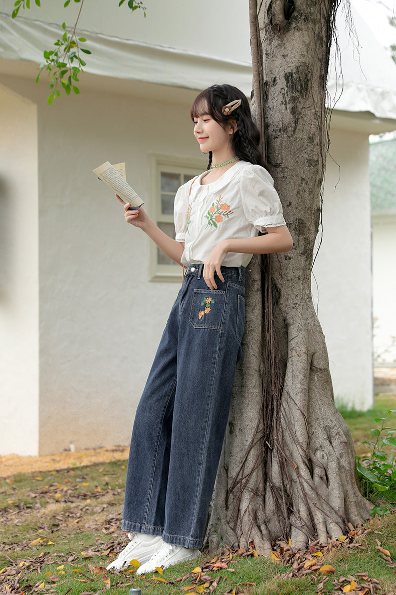Country Daisy Embroidered Pocket Jeans (Dark Denim)