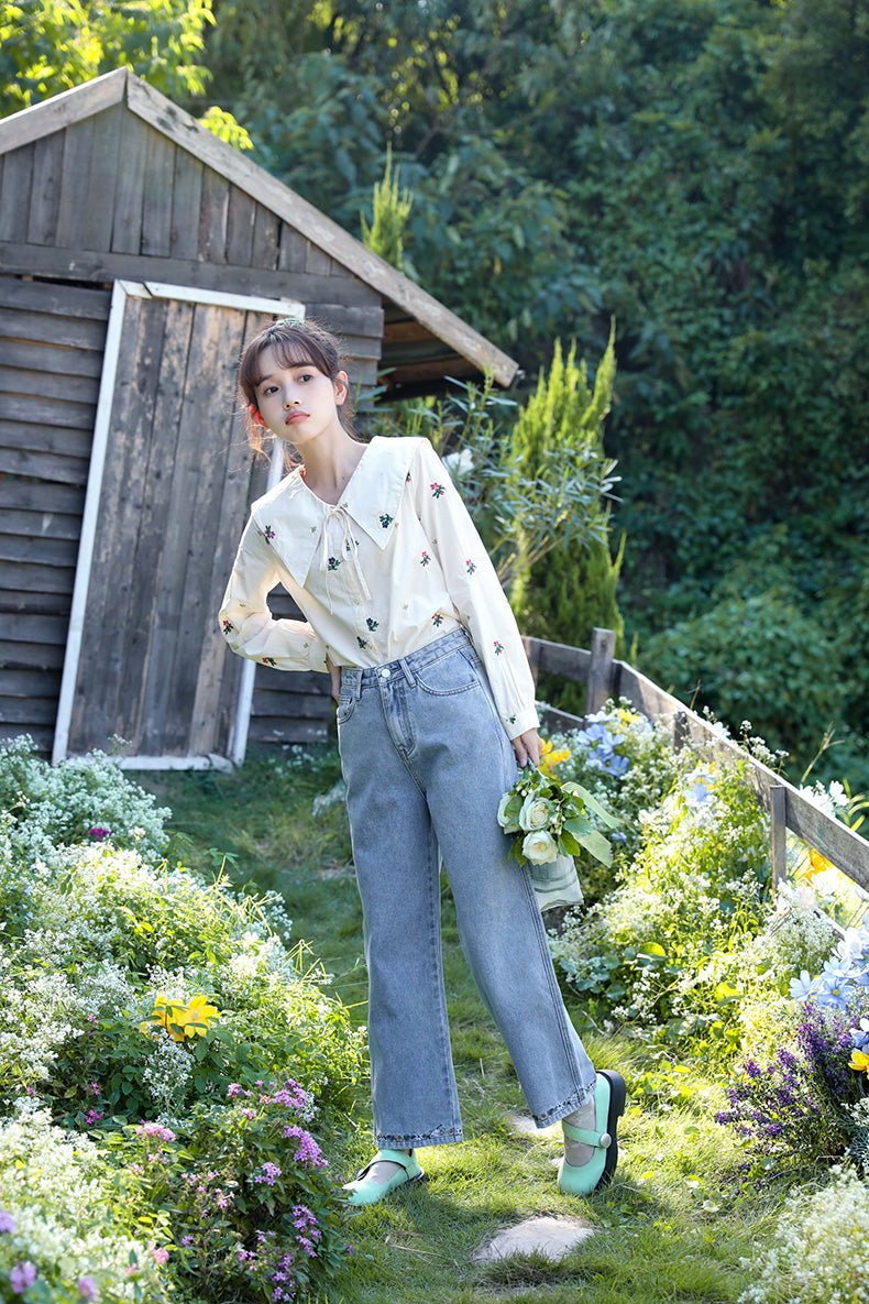Flower Hem Embroidered Jeans (Acid Wash)
