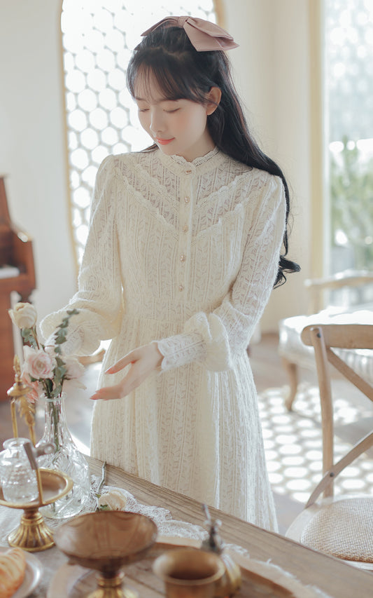 Lace & Vines Midi Dress (White)